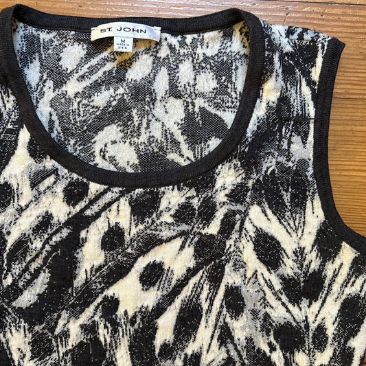 St. John black white patterned sleeveless tank top SIZE M