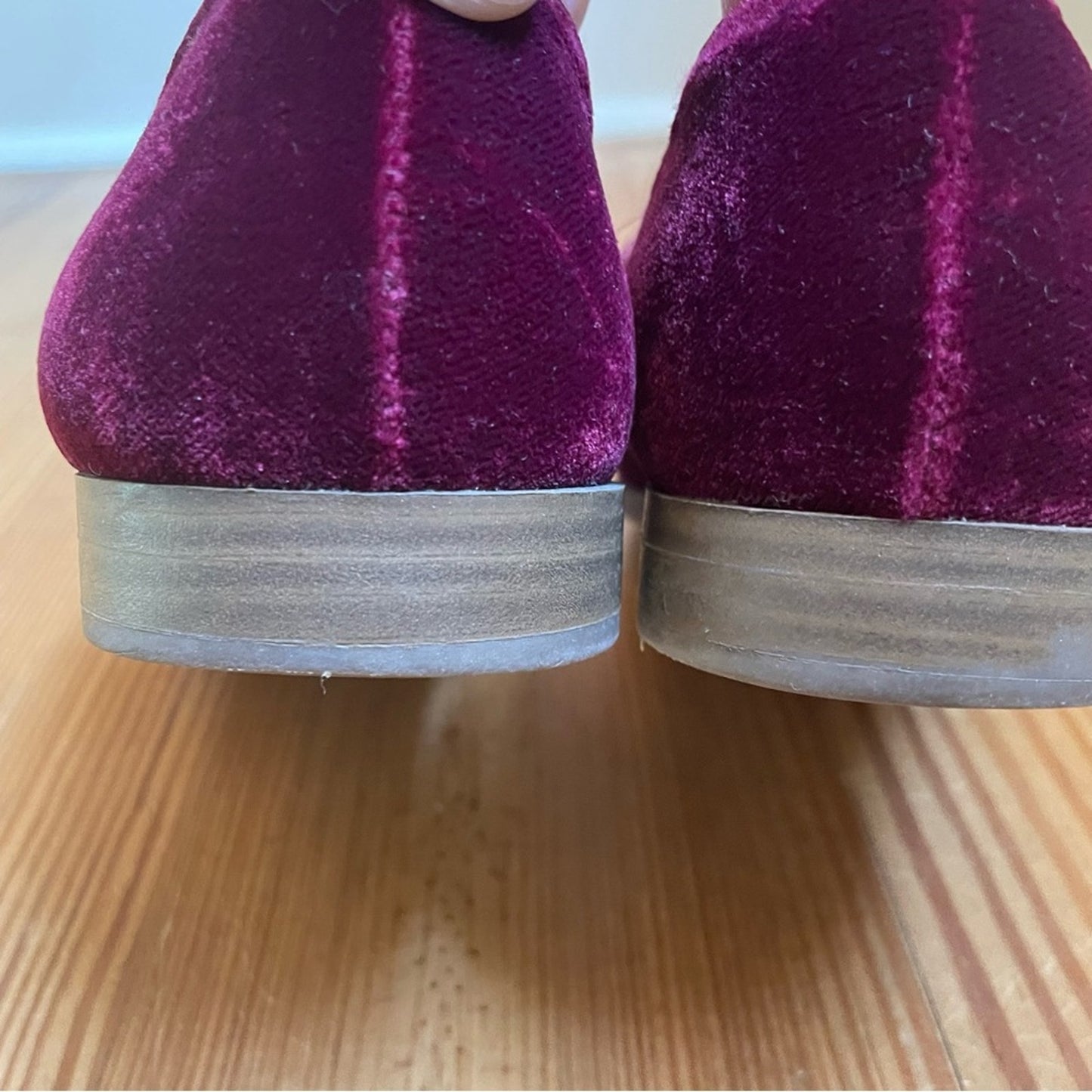 Gap maroon burgundy velvet pointed toe flats SIZE 7
