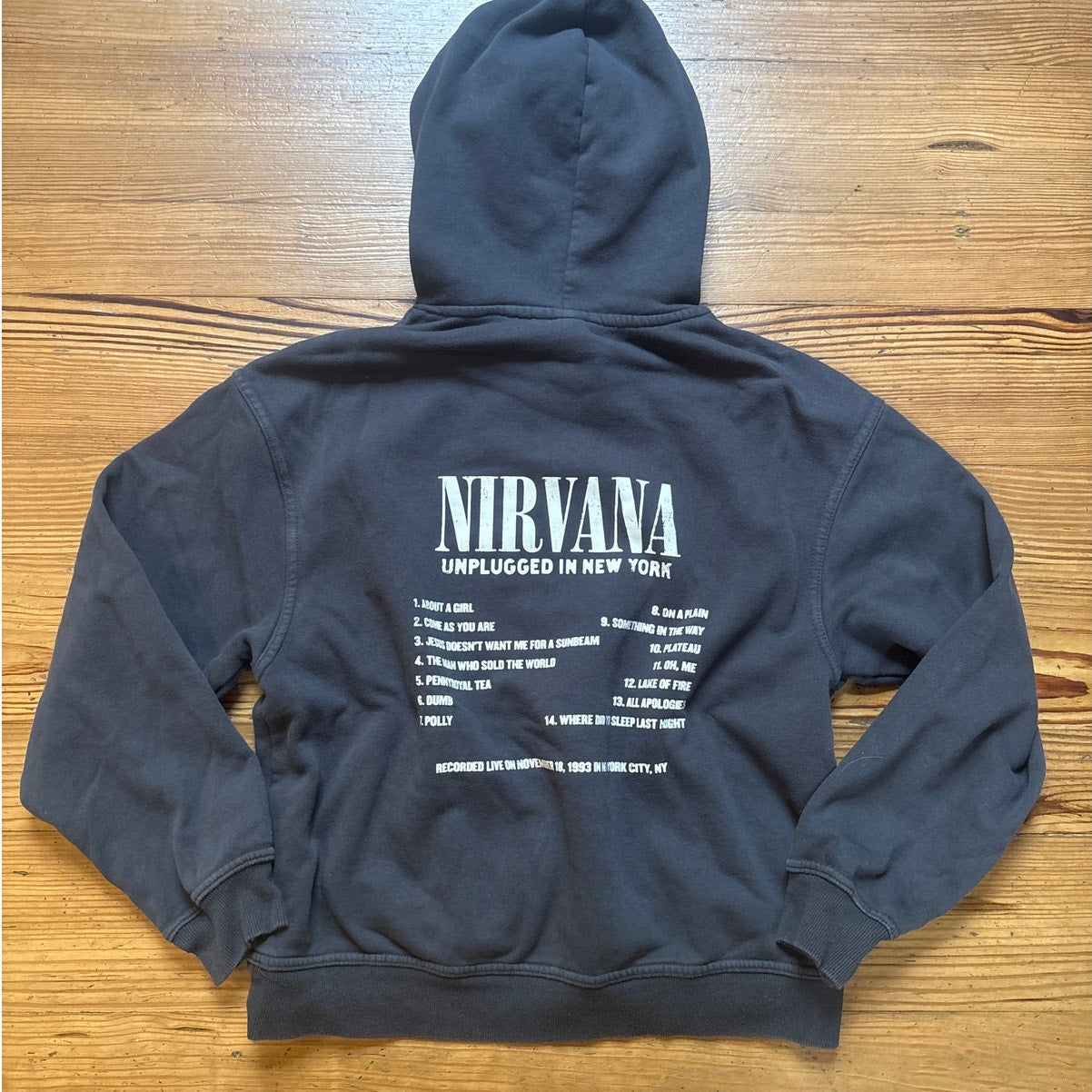 H&M Nirvana Unplugged New York black replica hoodie sweatshirt SIZE S
