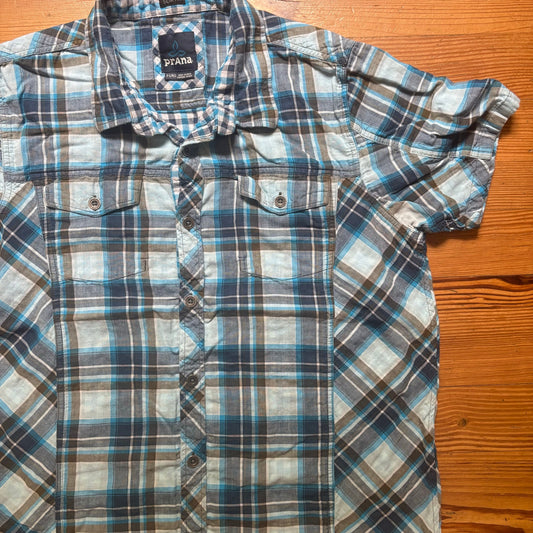 prAna blue white checkered short sleeve slim fit mens shirt SIZE XL