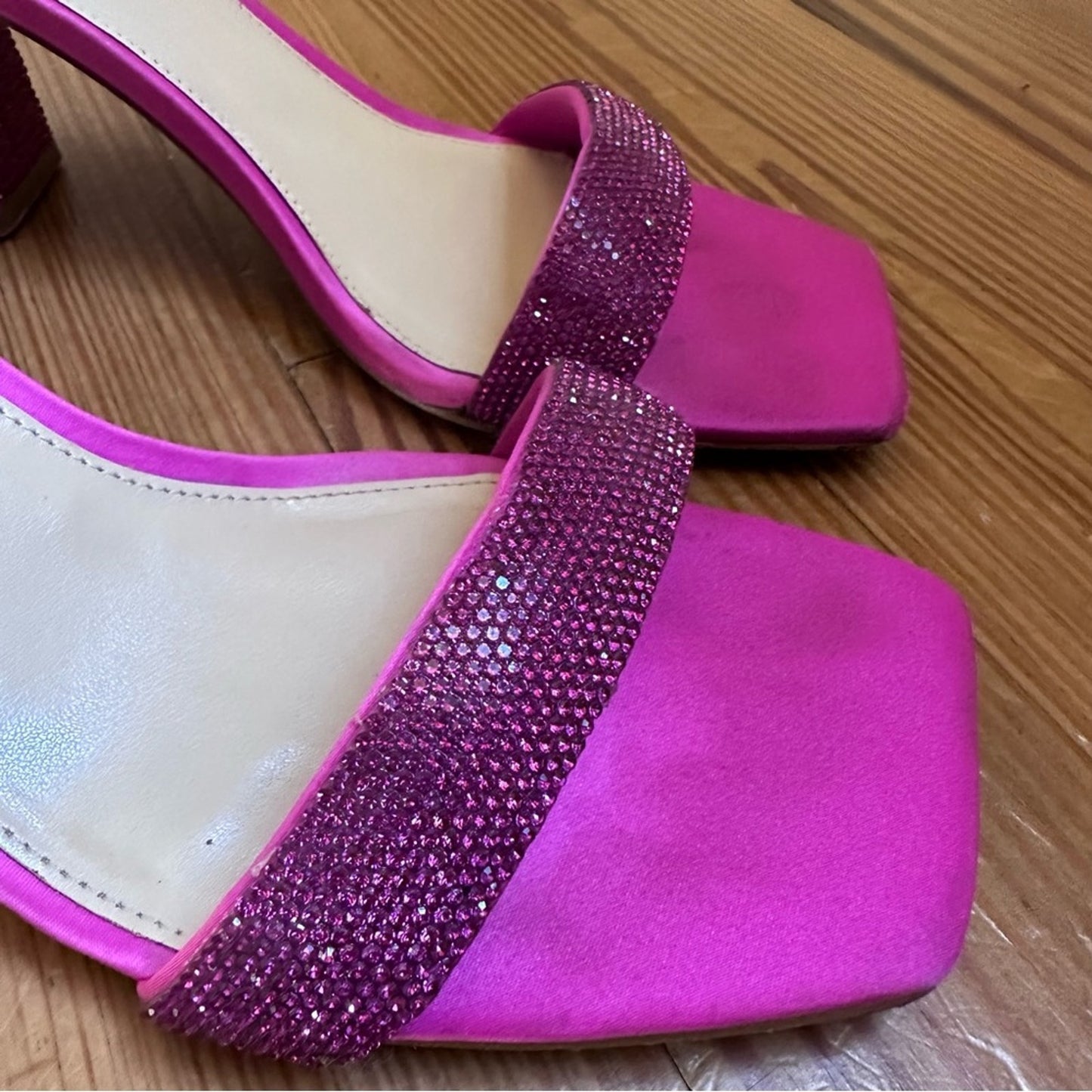 Vince Camuto hot pink rhinestone block heel ankle strap shoes SIZE 9.5