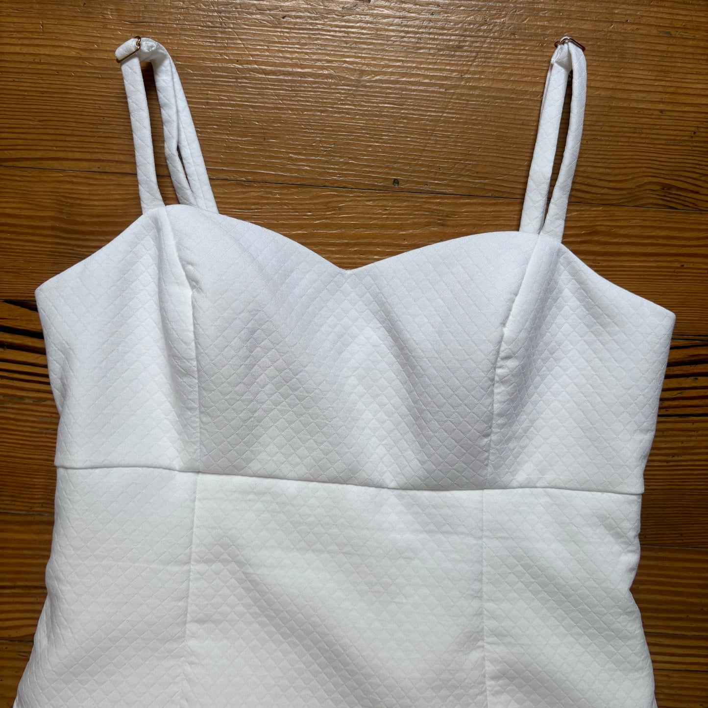 Lilly Pulitzer white quilted gold pineapple trim sleeveless dress SIZE 0