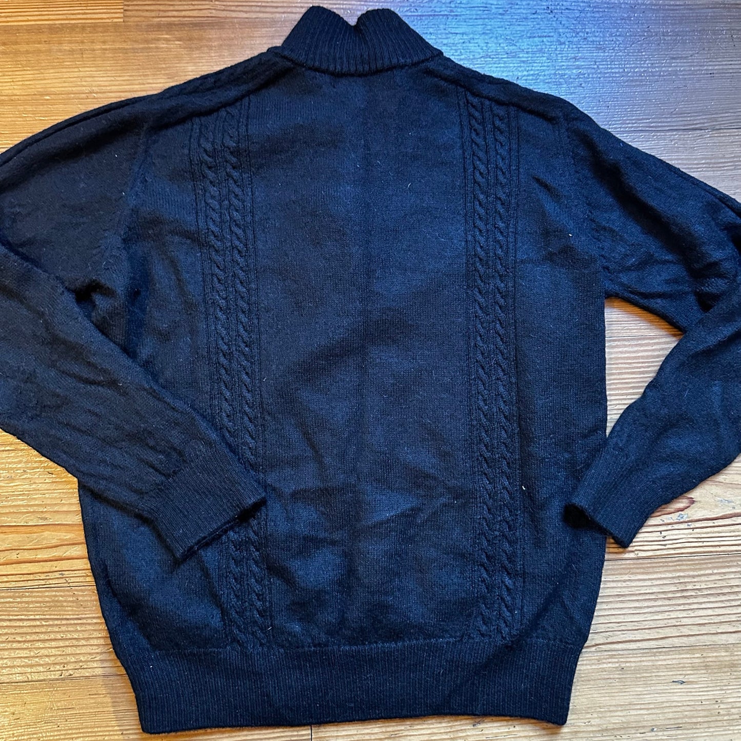 Carnoustie black baby alpaca quarter zip pullover sweater SIZE M