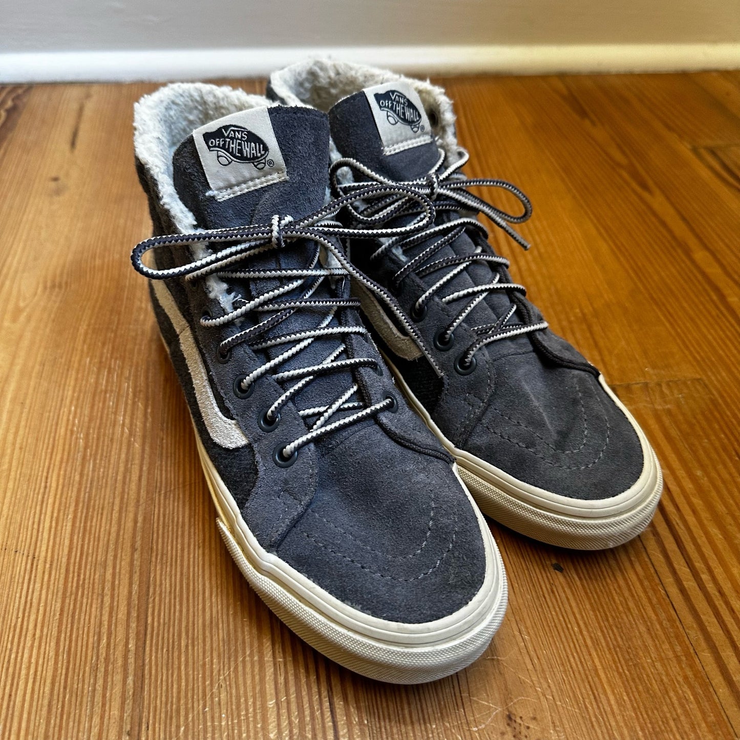 Vans Sk-8 unisex scotchguard gray sherpa lined high top sneakers SIZE M7.5, W9