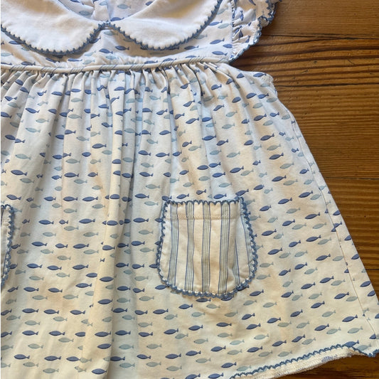 Shrimp & Grits Kids white fish short ruffle sleeve button back shirt SIZE 2T