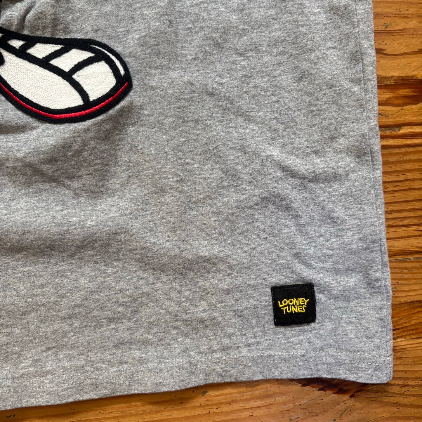 Looney Tunes Marvin Martian textured patch gray short sleeve shirt SIZE M