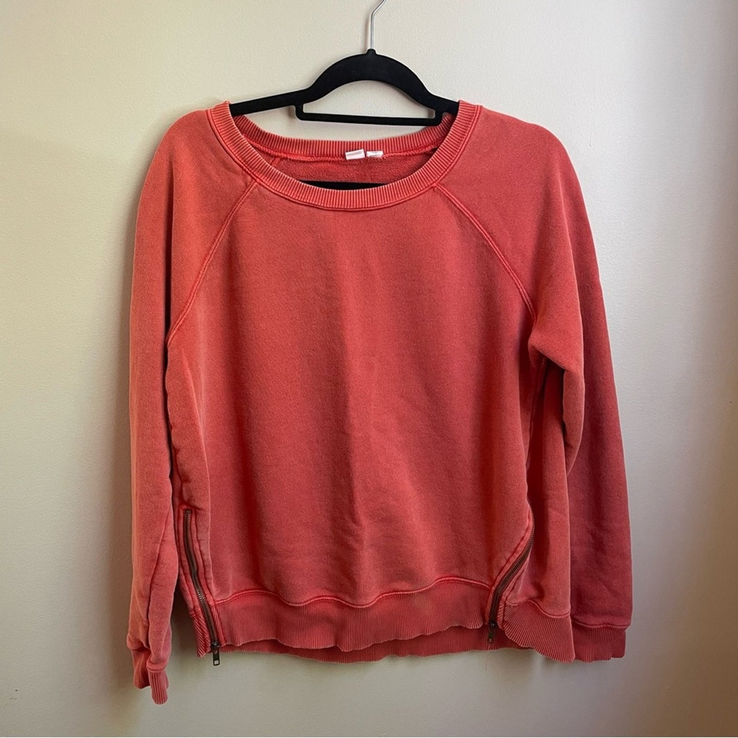 Melrose and Market red crew neck zipper sweater SIZE L
