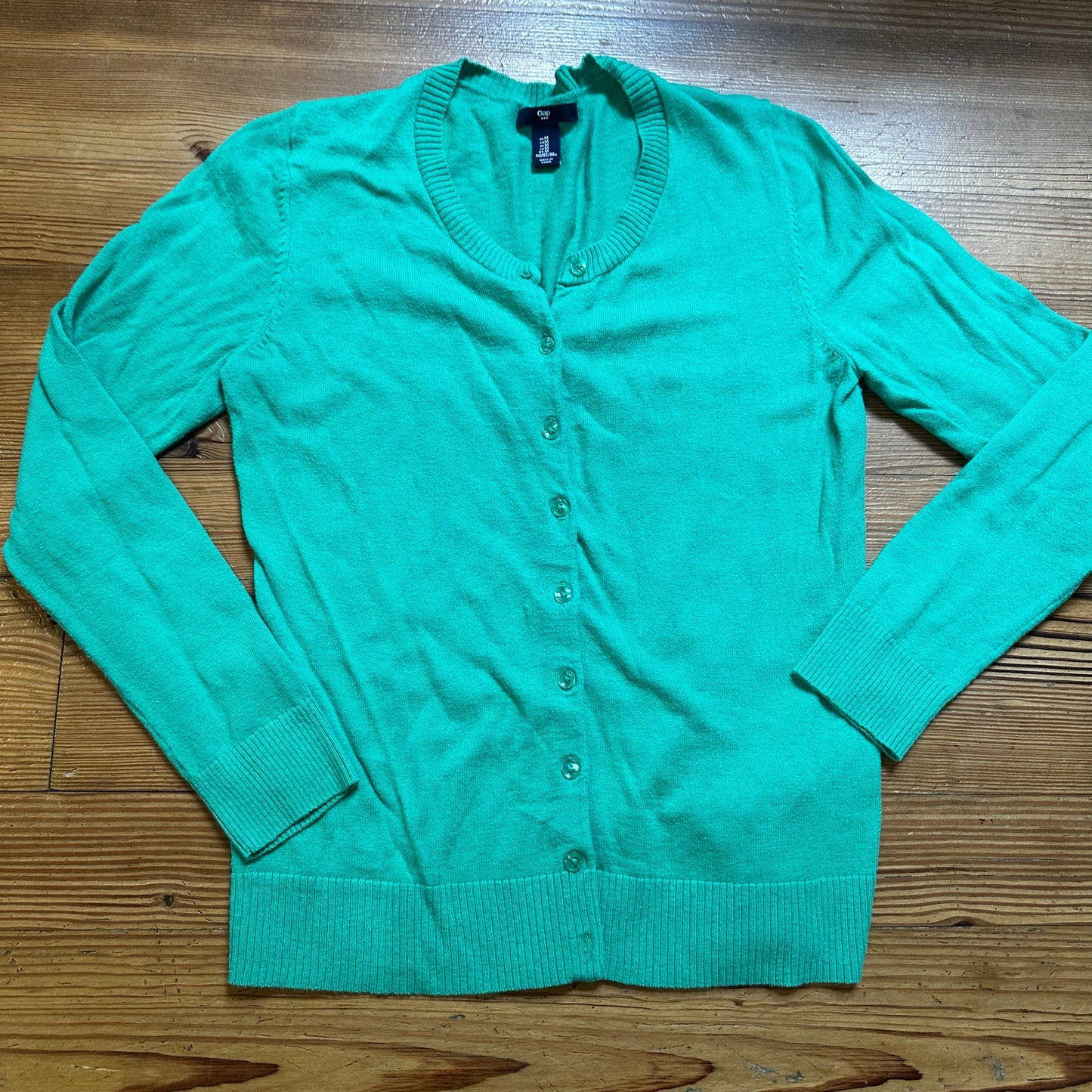 Gap green button long sleeve cardigan SIZE M