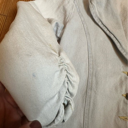 Disney light wash collar jean jacket SIZE M