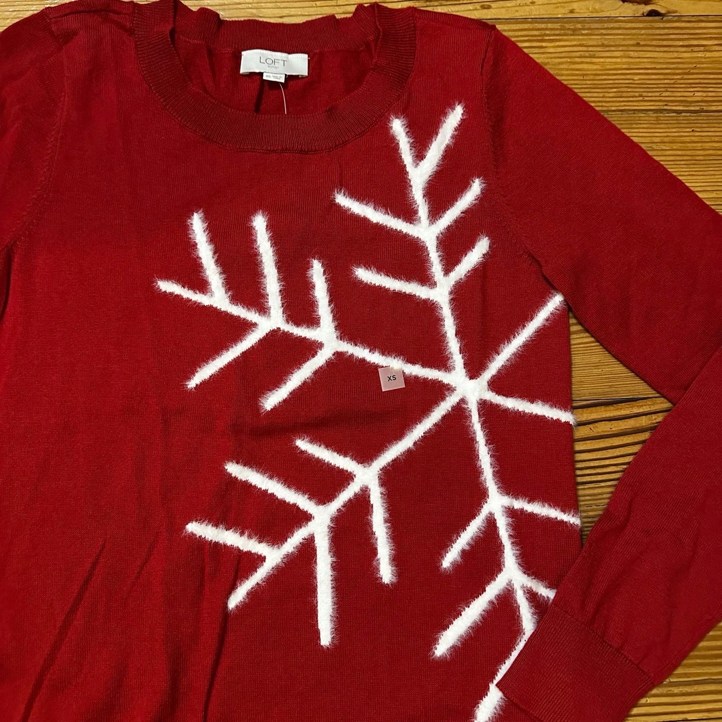 NWT LOFT red textured snowflake crew sweater SIZE XS