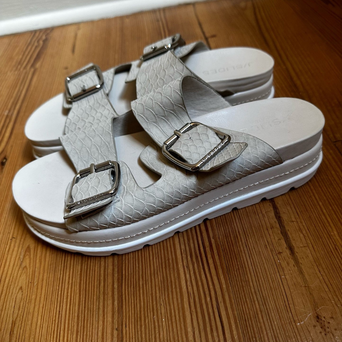 J/Slides cream double buckle platform slide sandals SIZE 8.5