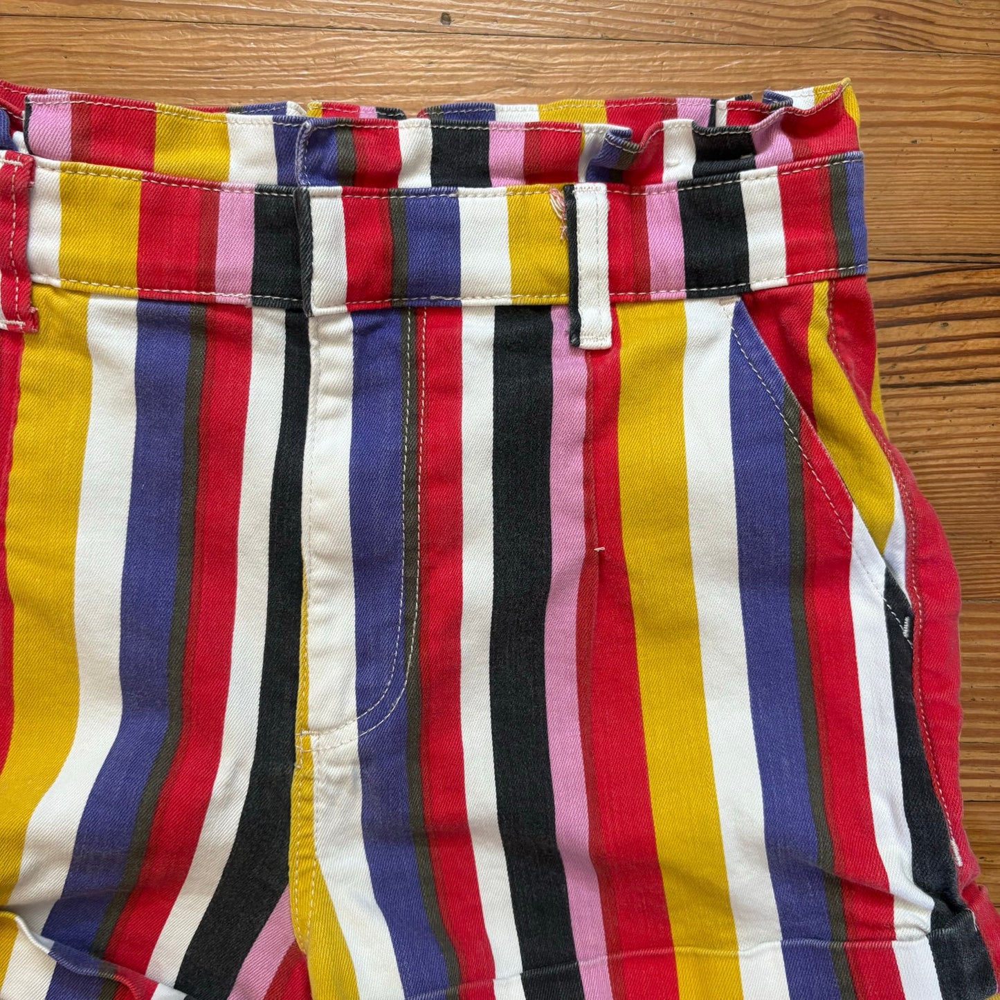 Express multicolor striped extra high waisted ruffle trim stretch shorts SIZE 8