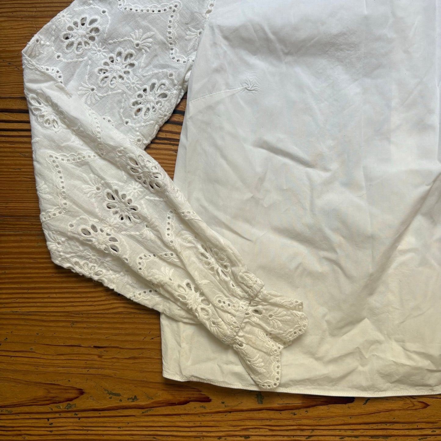 English Factory white long sleeve eyelet cotton blouse SIZE S