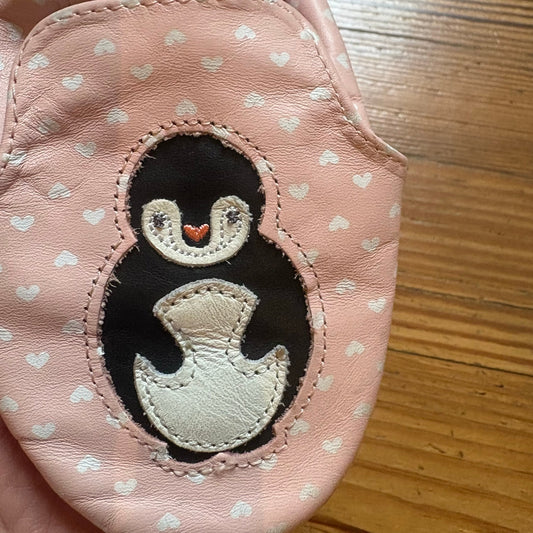 Robeez pink white polka dot leather penguin embroidered baby shoes SIZE 18-24M