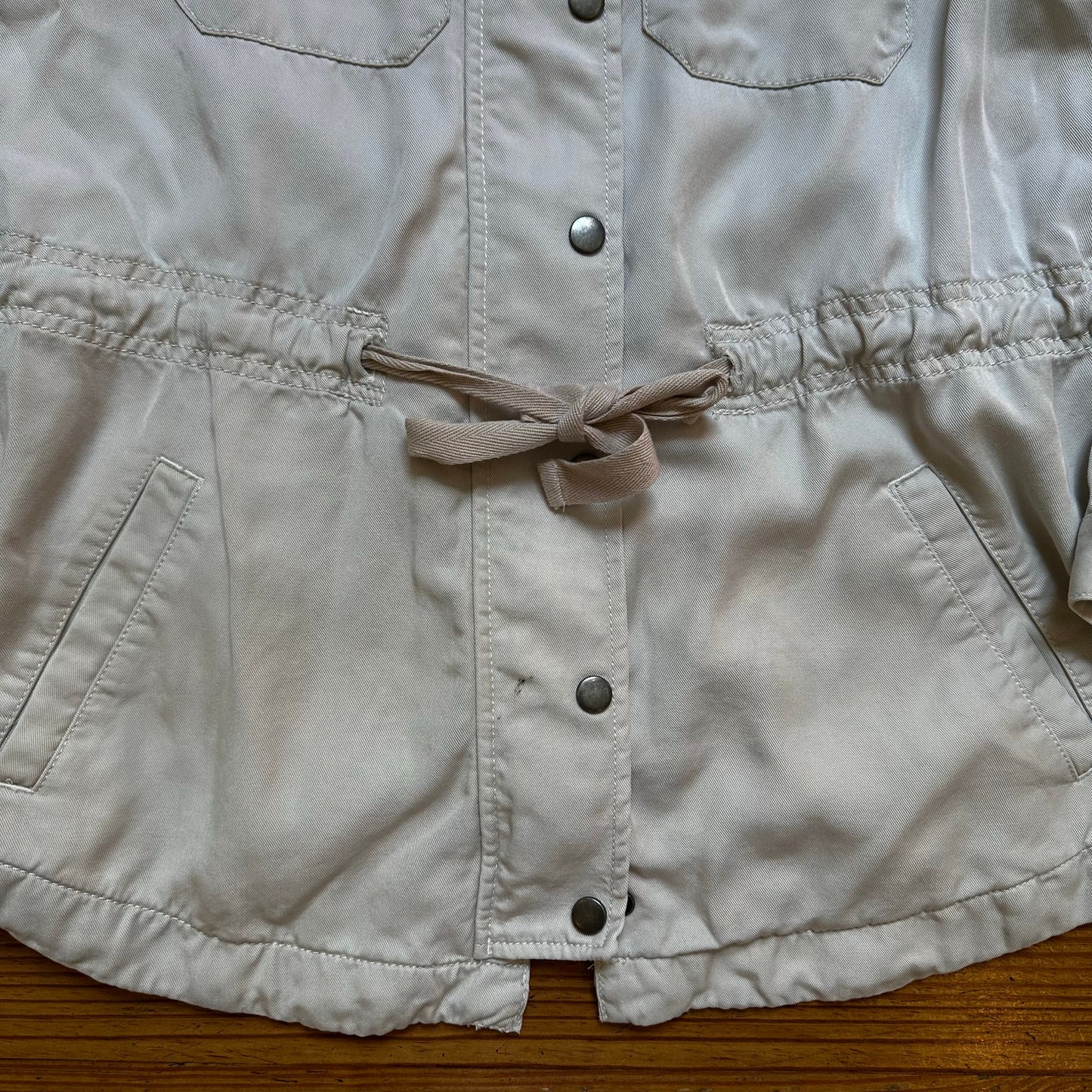 LOFT cream long sleeve full zip snap utility jacket SIZE M