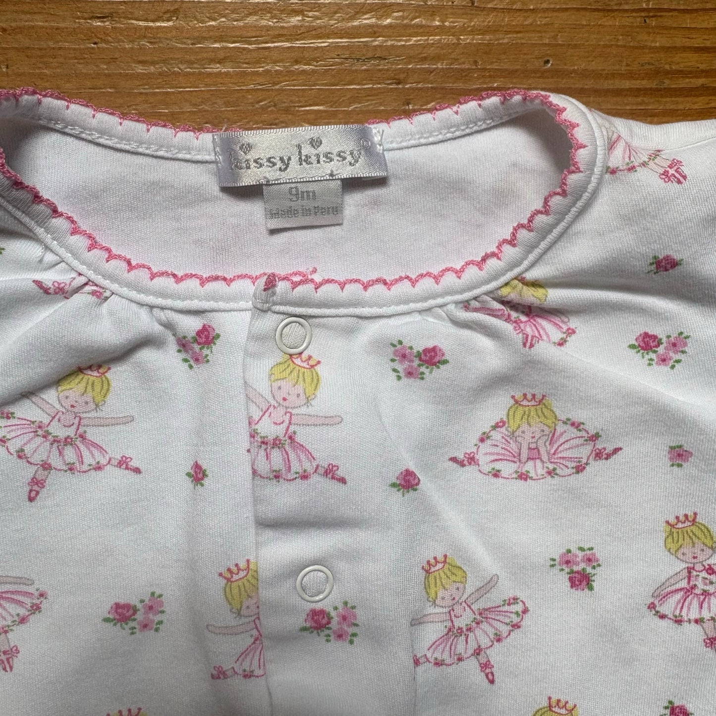 Kissy Kissy white pink ballet graphic snap long sleeve footie pajamas SIZE 9M