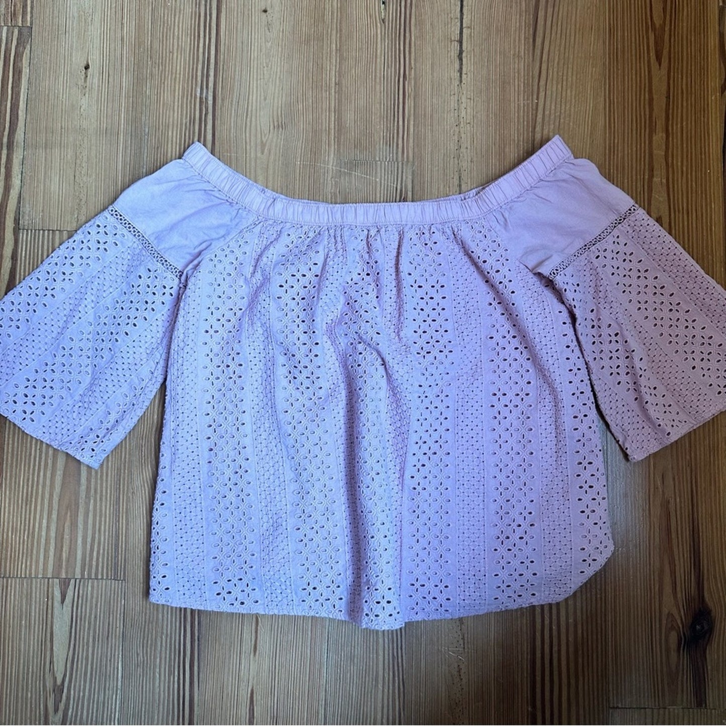 Abercrombie and Fitch pink off shoulder eyelet lace bell sleeve blouse SIZE S