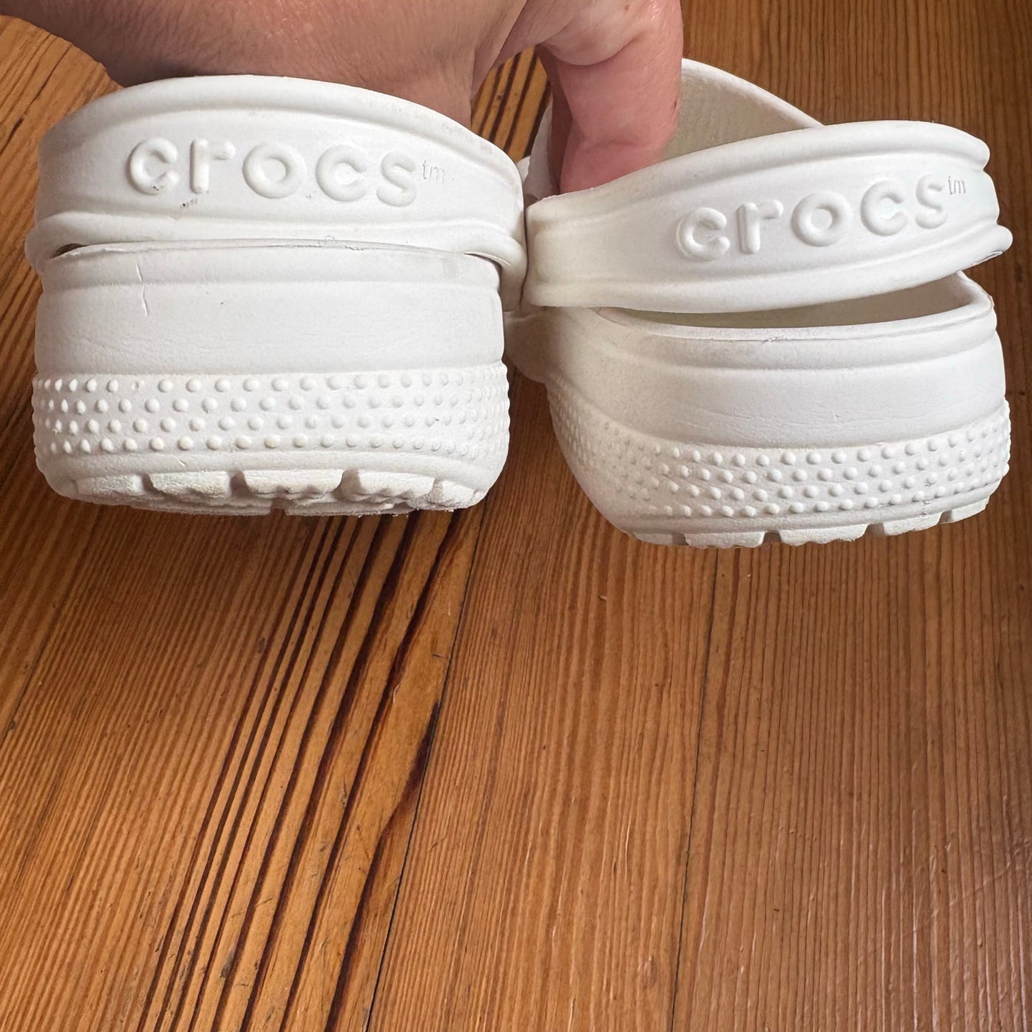 Crocs white classic slip on clog kids shoes SIZE 1
