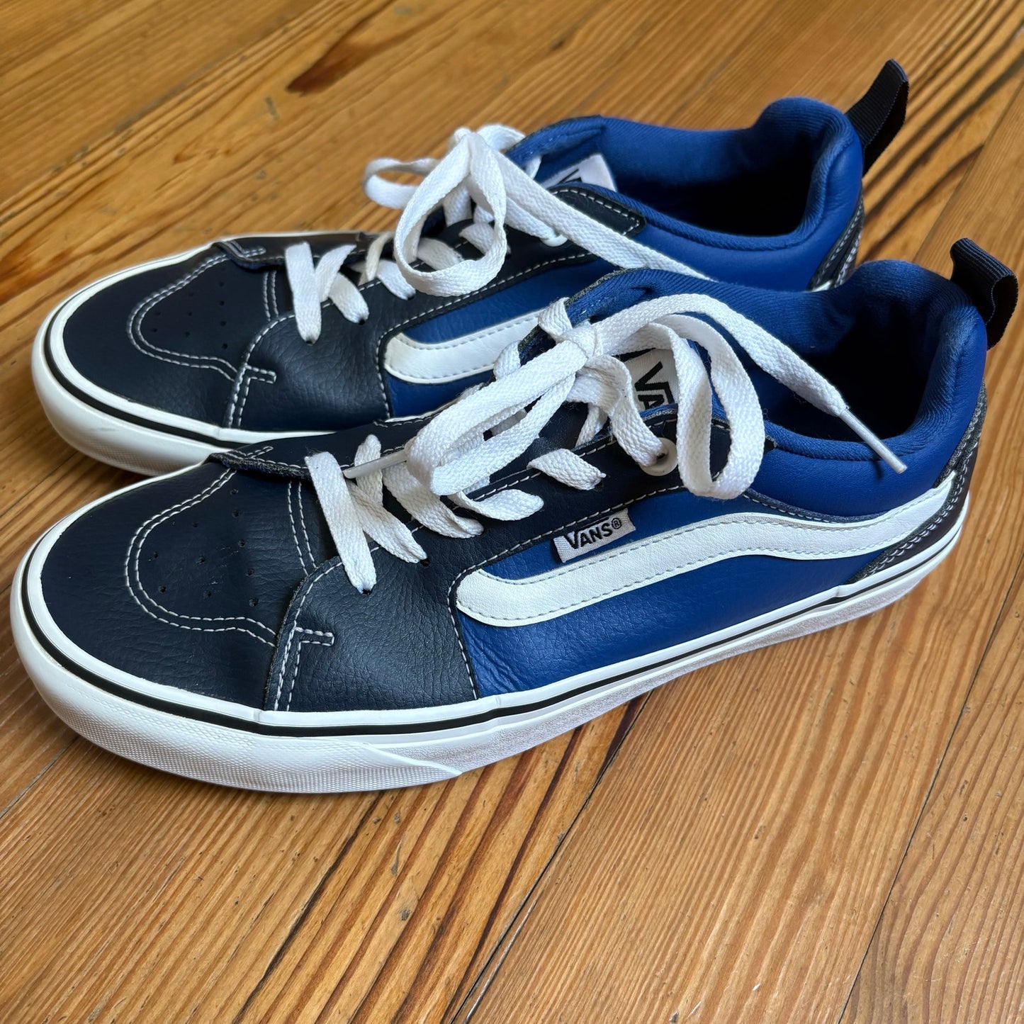 Vans Filmore blue two toned leather lace low top sneakers SIZE 8.5