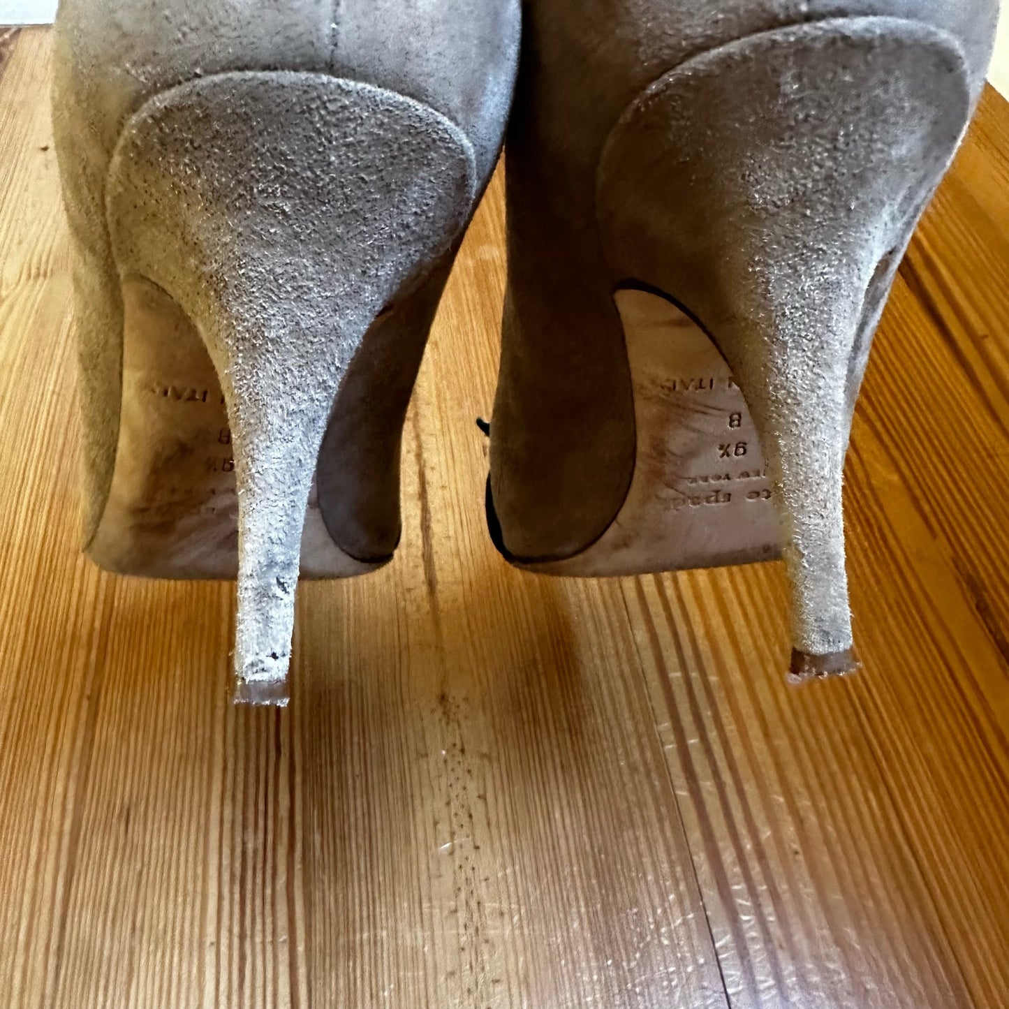 Kate Spade nude suede bow pointed toe pumps SIZE 9.5B