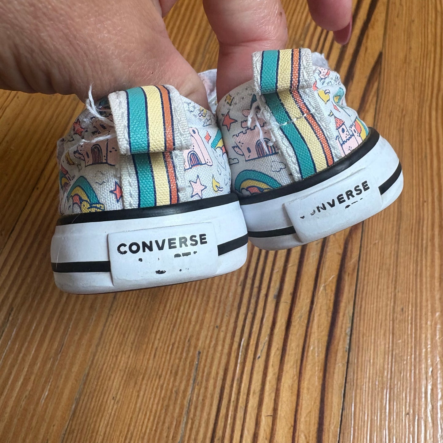 Converse All Star low top princess castle slip on sneakers SIZE 5
