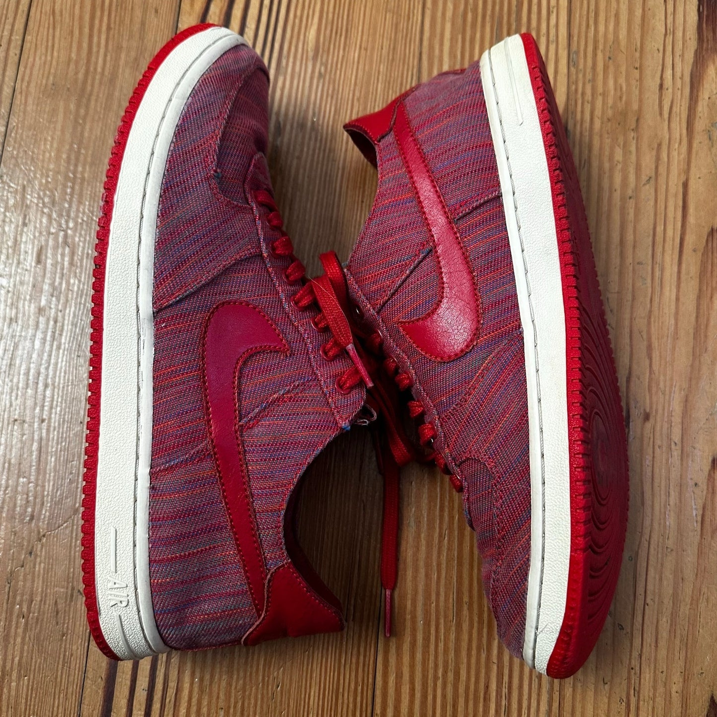 Nike Air Force 1 red textile low top lace sneakers SIZE 9