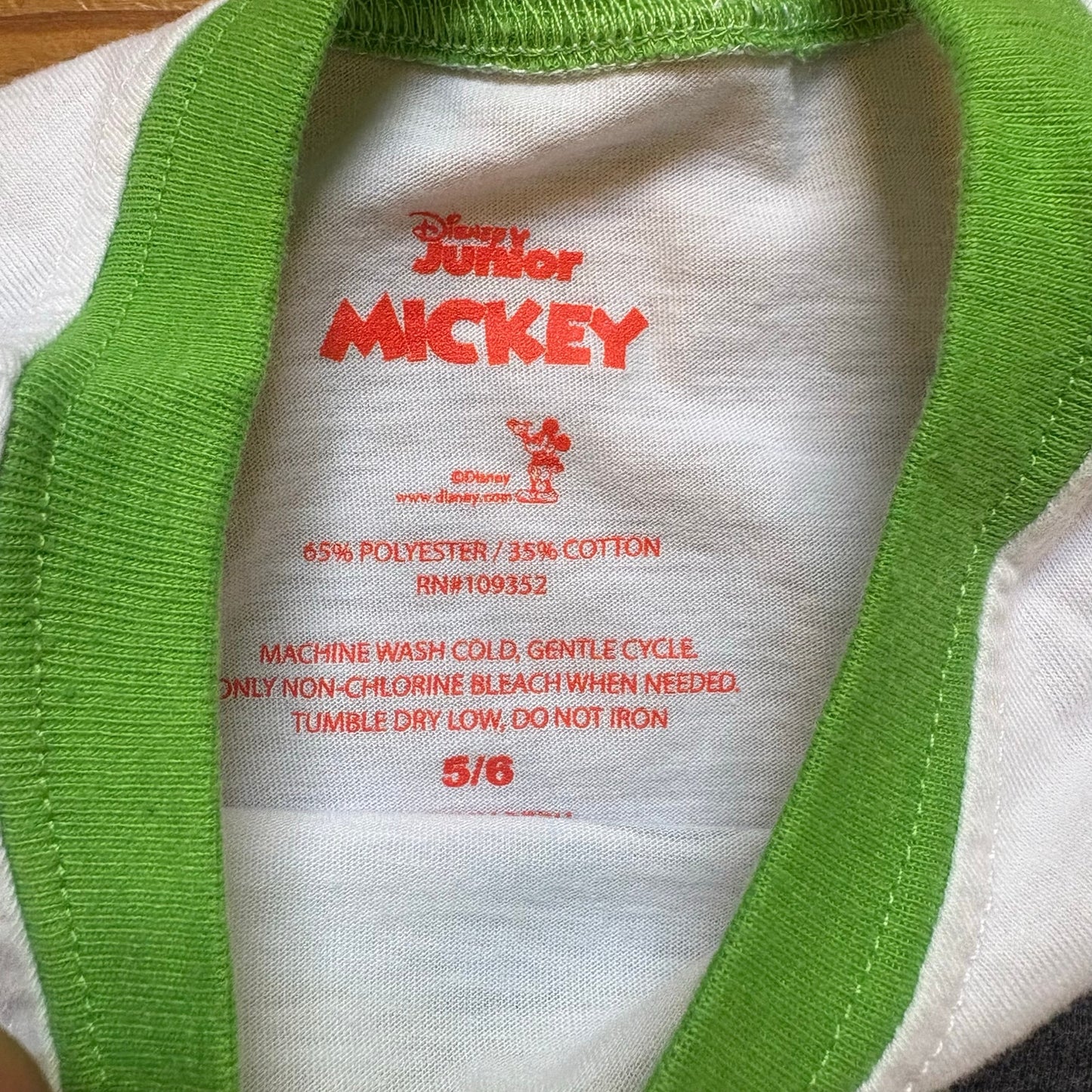 Disney Mickey Mouse white graphic short sleeve cotton shirt SIZE 5