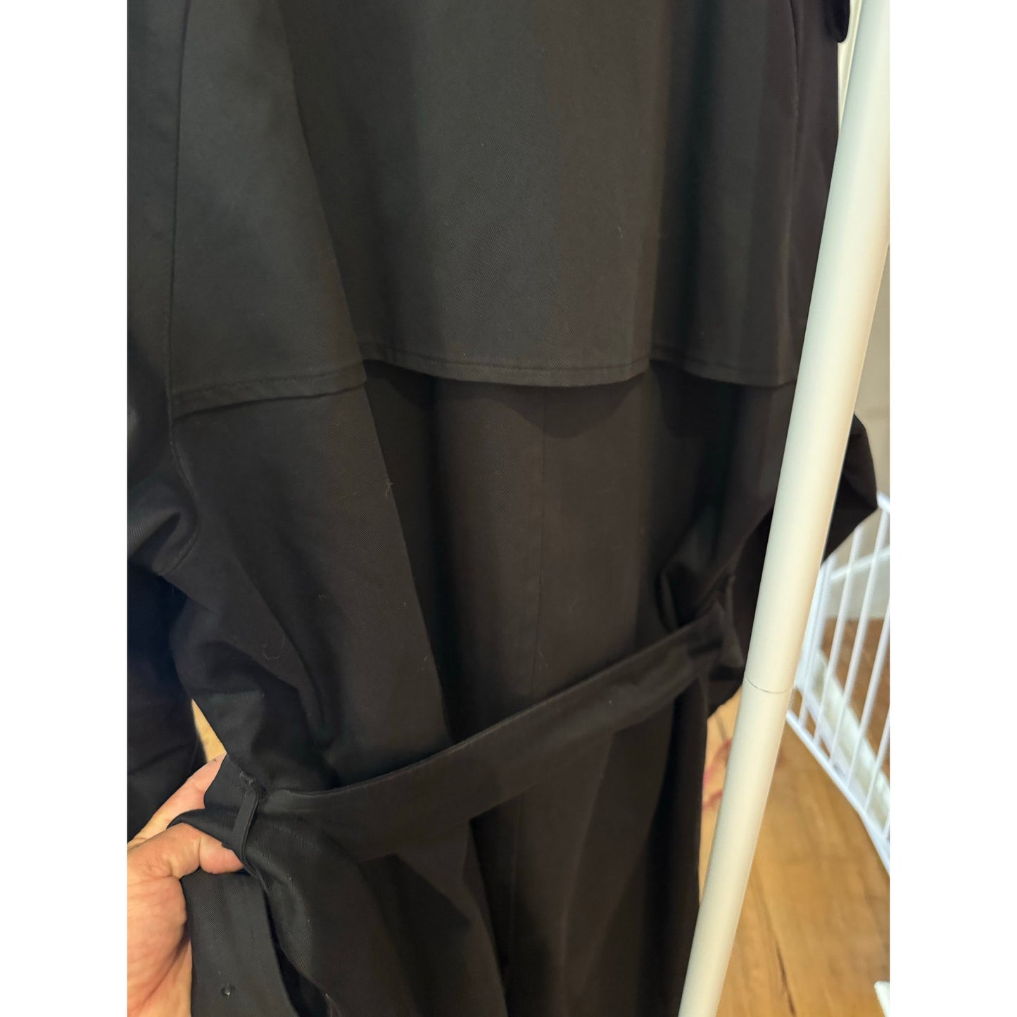 Burberry Trench Coat Black Cotton Liner size 48 L Authentic
