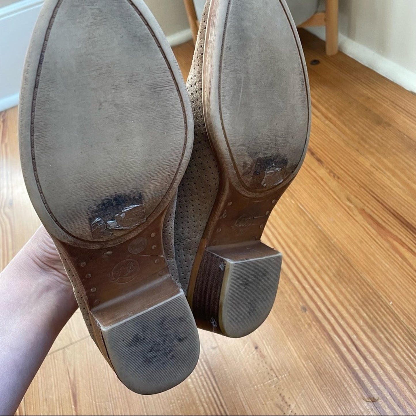 Lucky Brand tan perforated leather low heel ankle booties SIZE 7