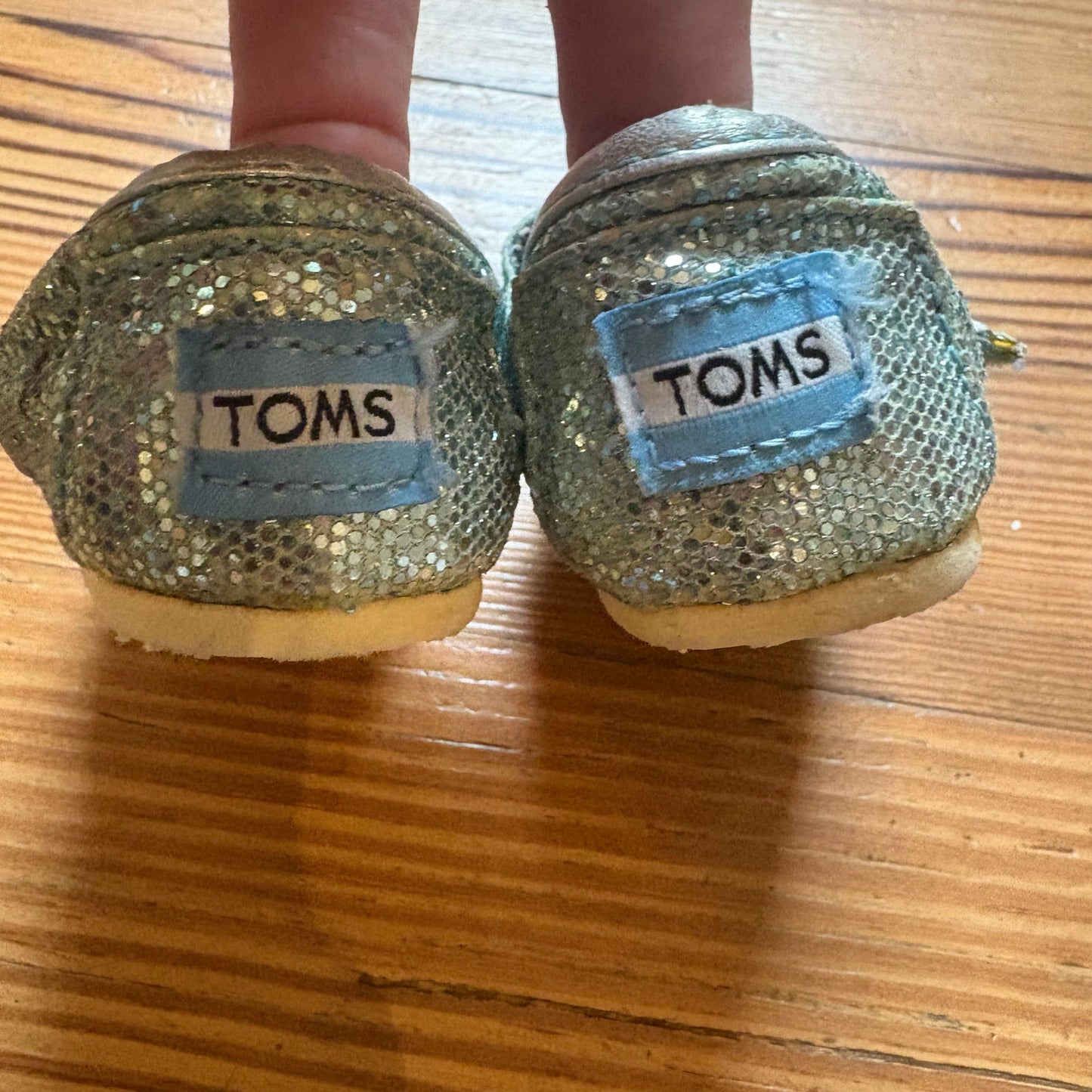 TOMS classic blue glitter slip on flat baby shoes SIZE 2