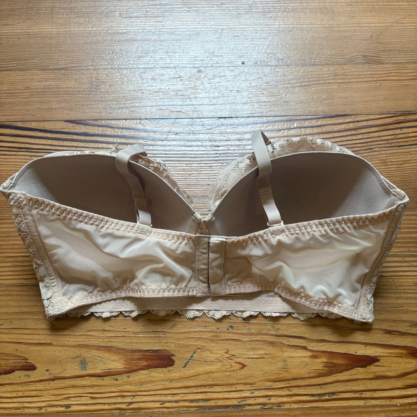 Maidenform beige lace clasp back adjustable strap bra SIZE 40D