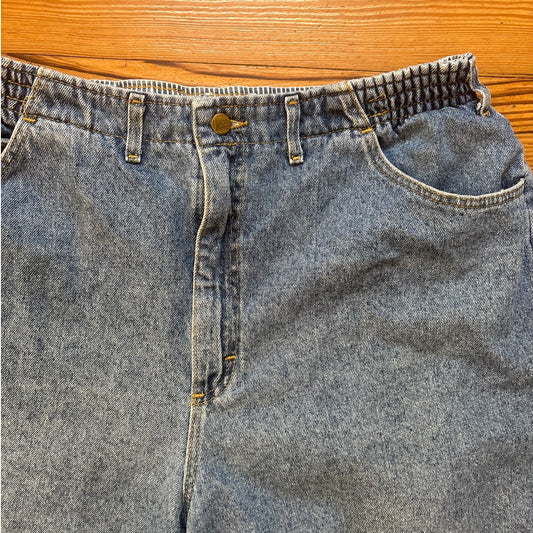 Lee vintage medium wash elastic waistband pull on shorts SIZE 22W