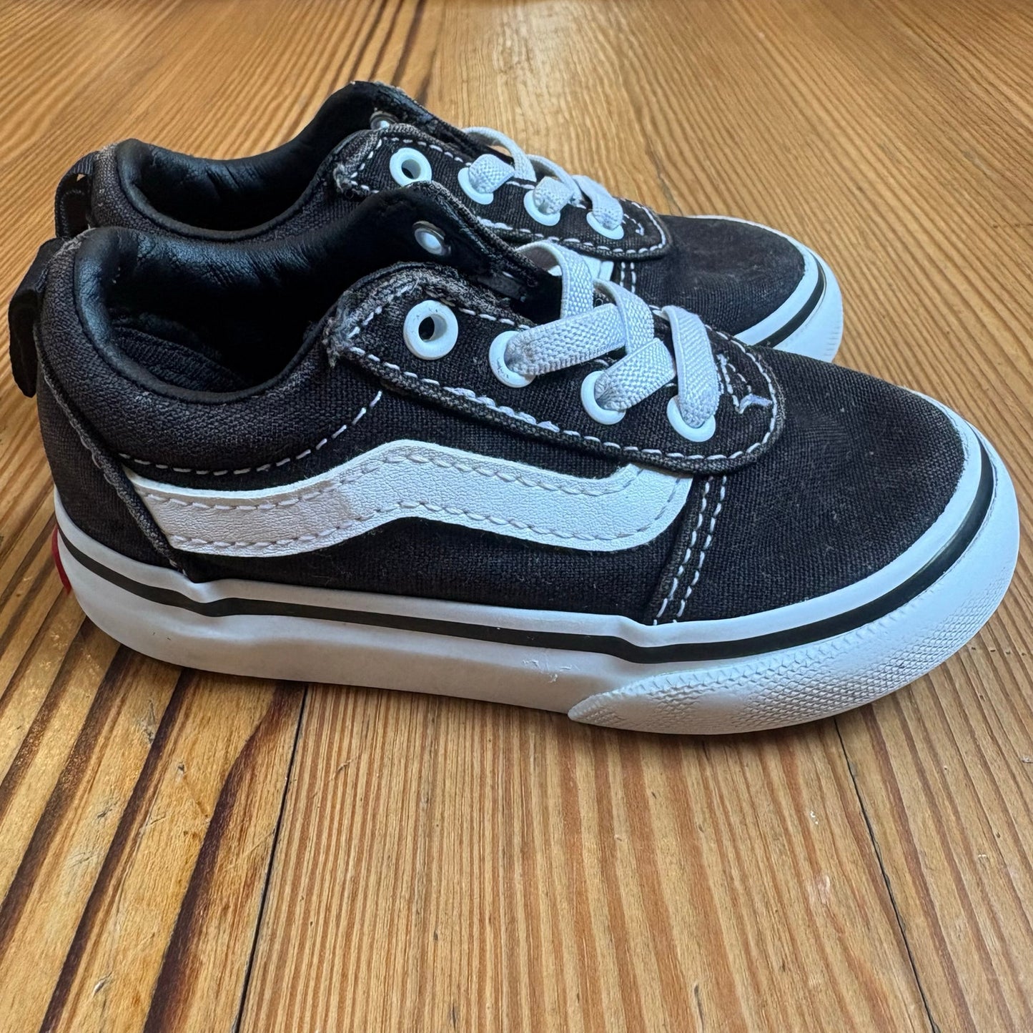 VANS black white textile classic low top toddler slip on sneakers SIZE 6