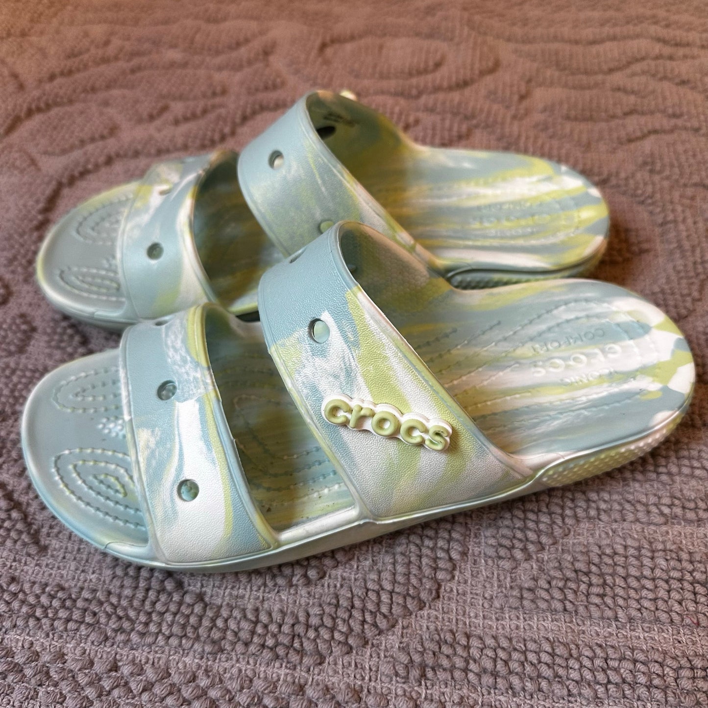 Crocs teal mint green marbled double strap slide sandals SIZE W7, M5
