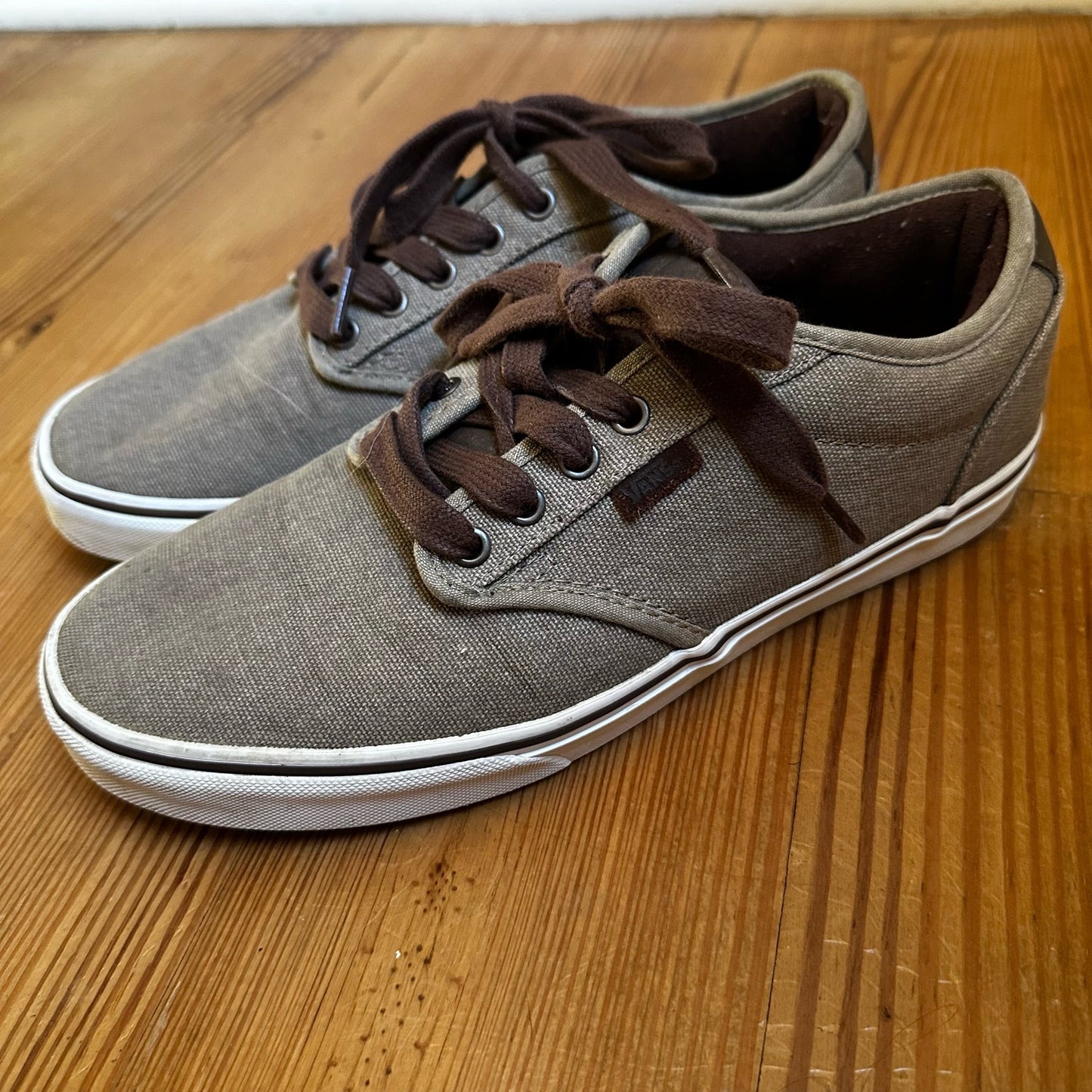 Vans brown canvas leather low top sneaker SIZE 10