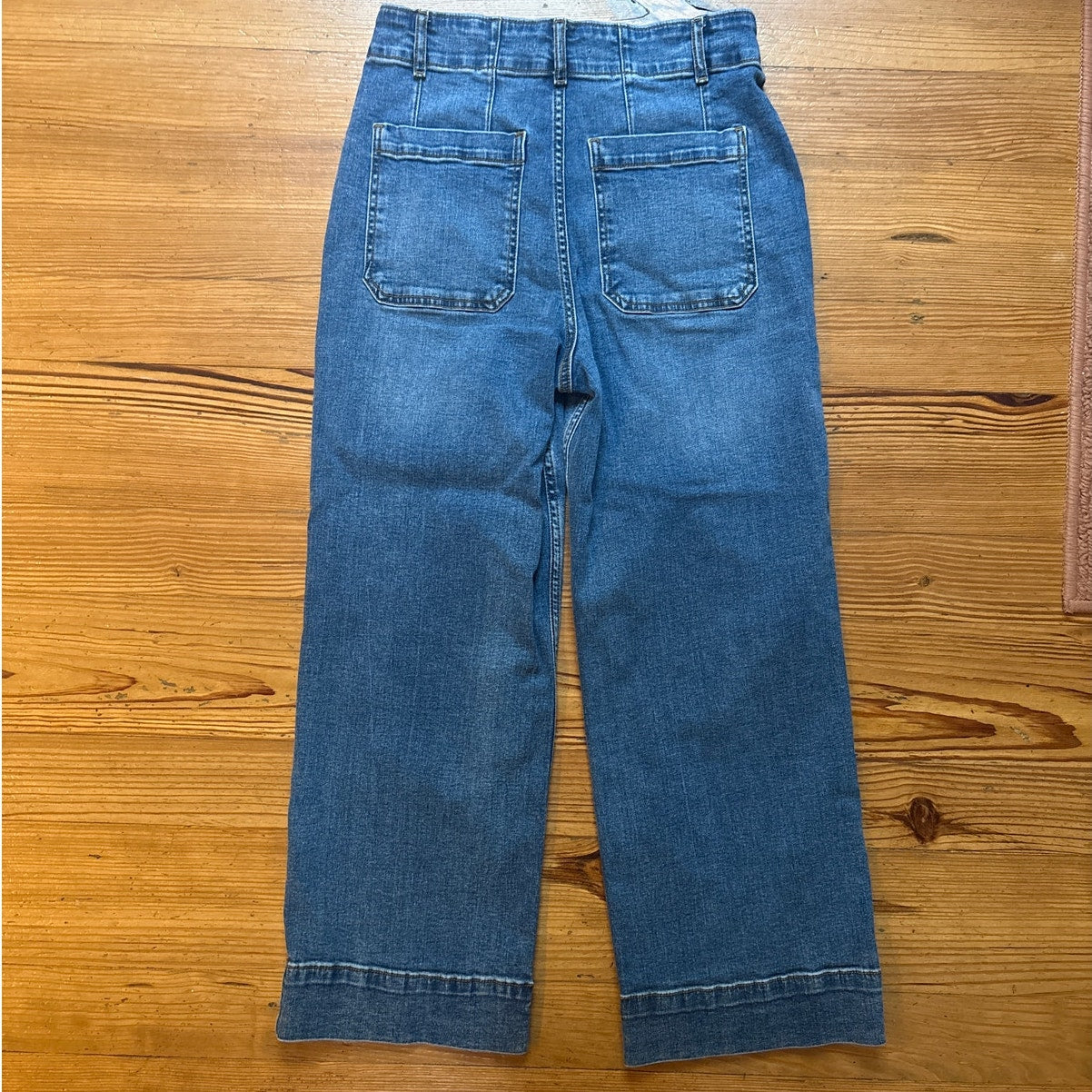 Bagatelle medium wash wide leg high rise cropped pocket front jeans SIZE 29