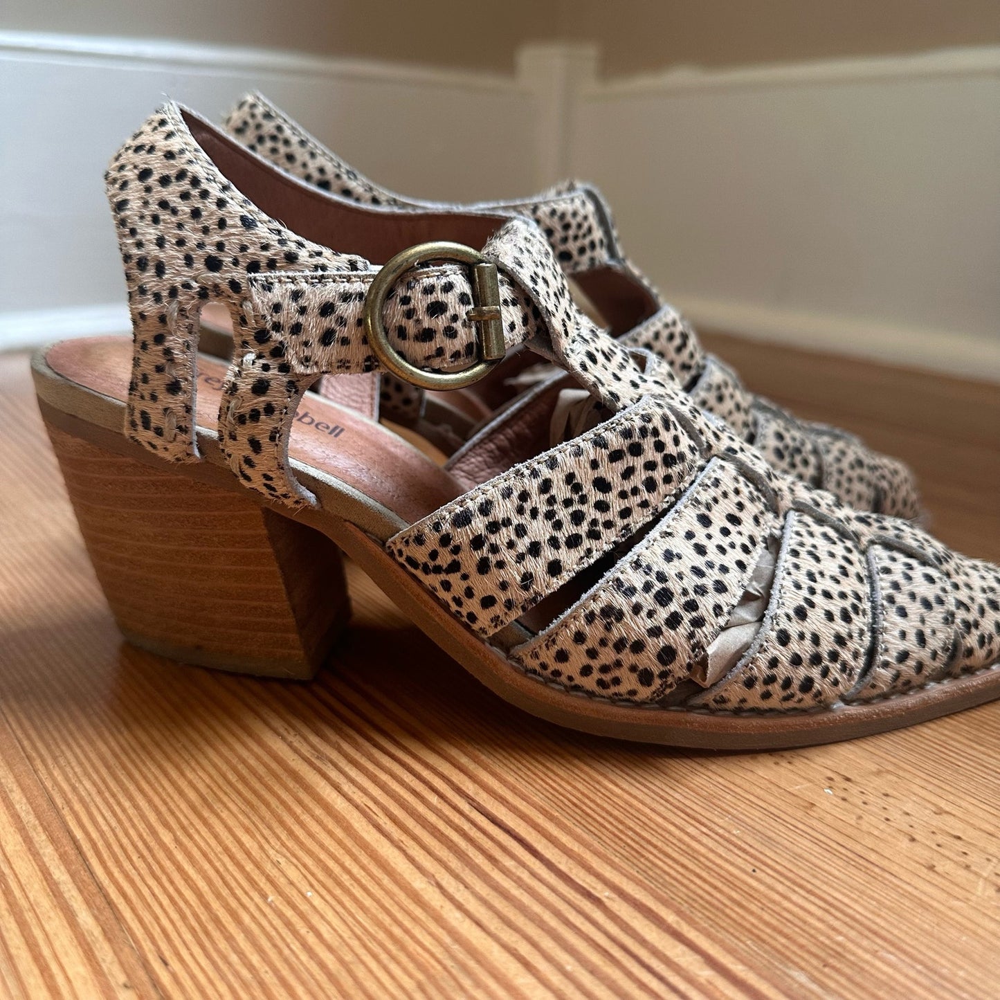 Jeffrey Campbell angora brown jaguar leather heeled sandal SIZE 7