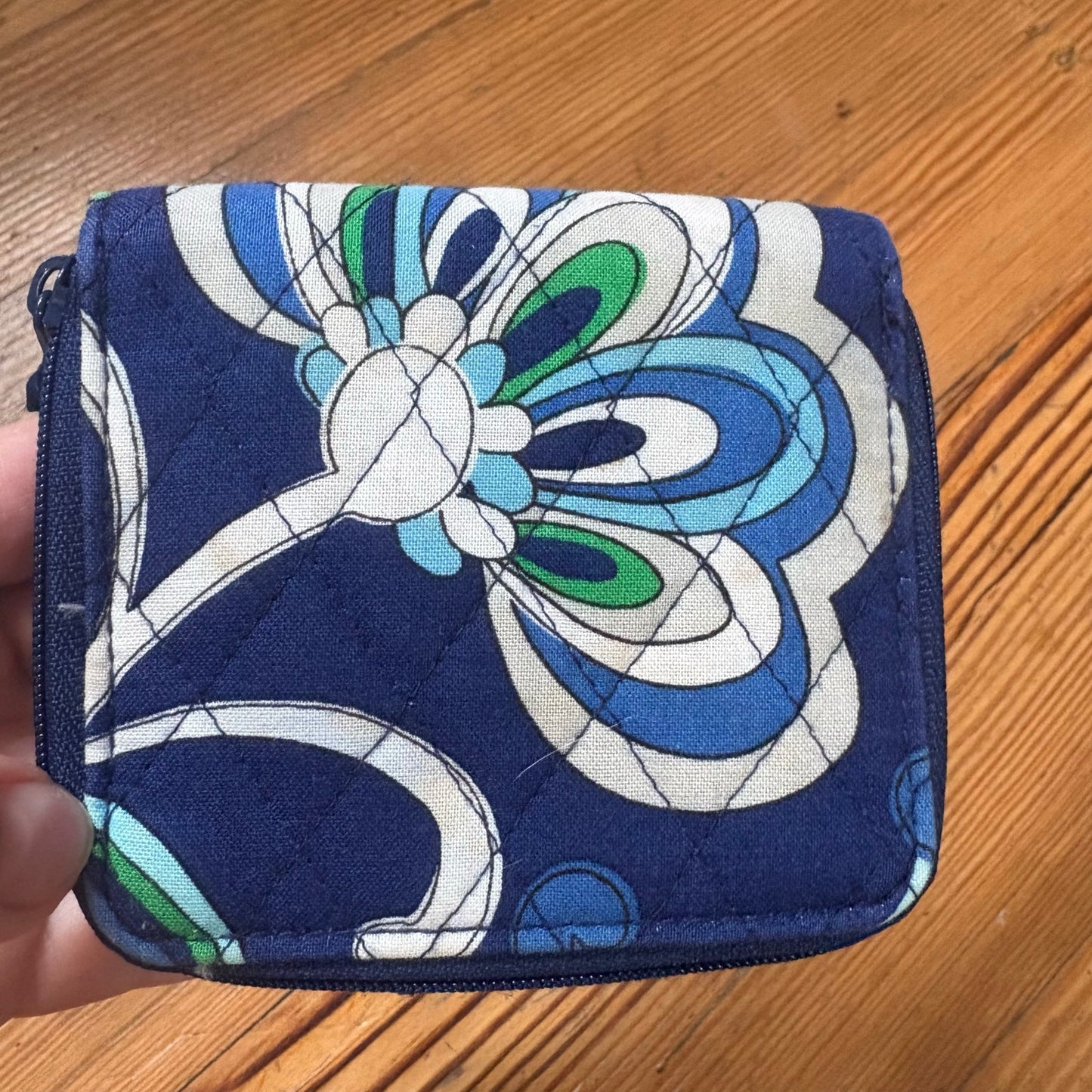 Vera Bradley blue white paisley bi fold coin pocket wallet