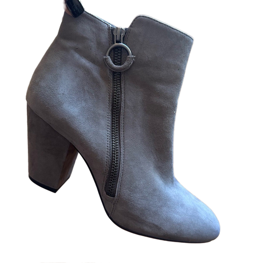 1.State Preete gray leather suede heeled booties SIZE 9
