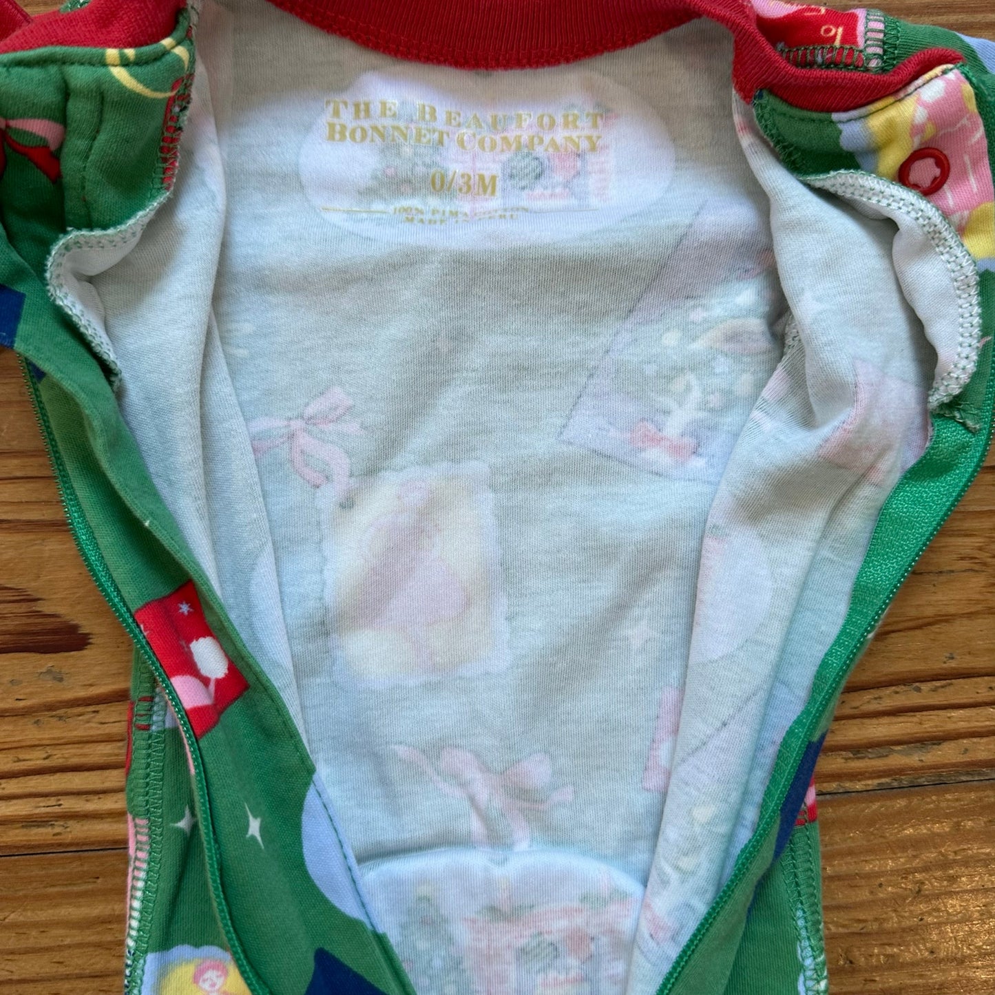 The Beaufort Bonnet Company green Christmas stamps footed bodysuit SIZE 0-3M