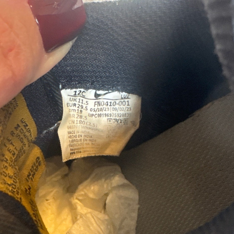 Nike Air Force 1 Low LV8 black color block easy on youth sneakers SIZE 12