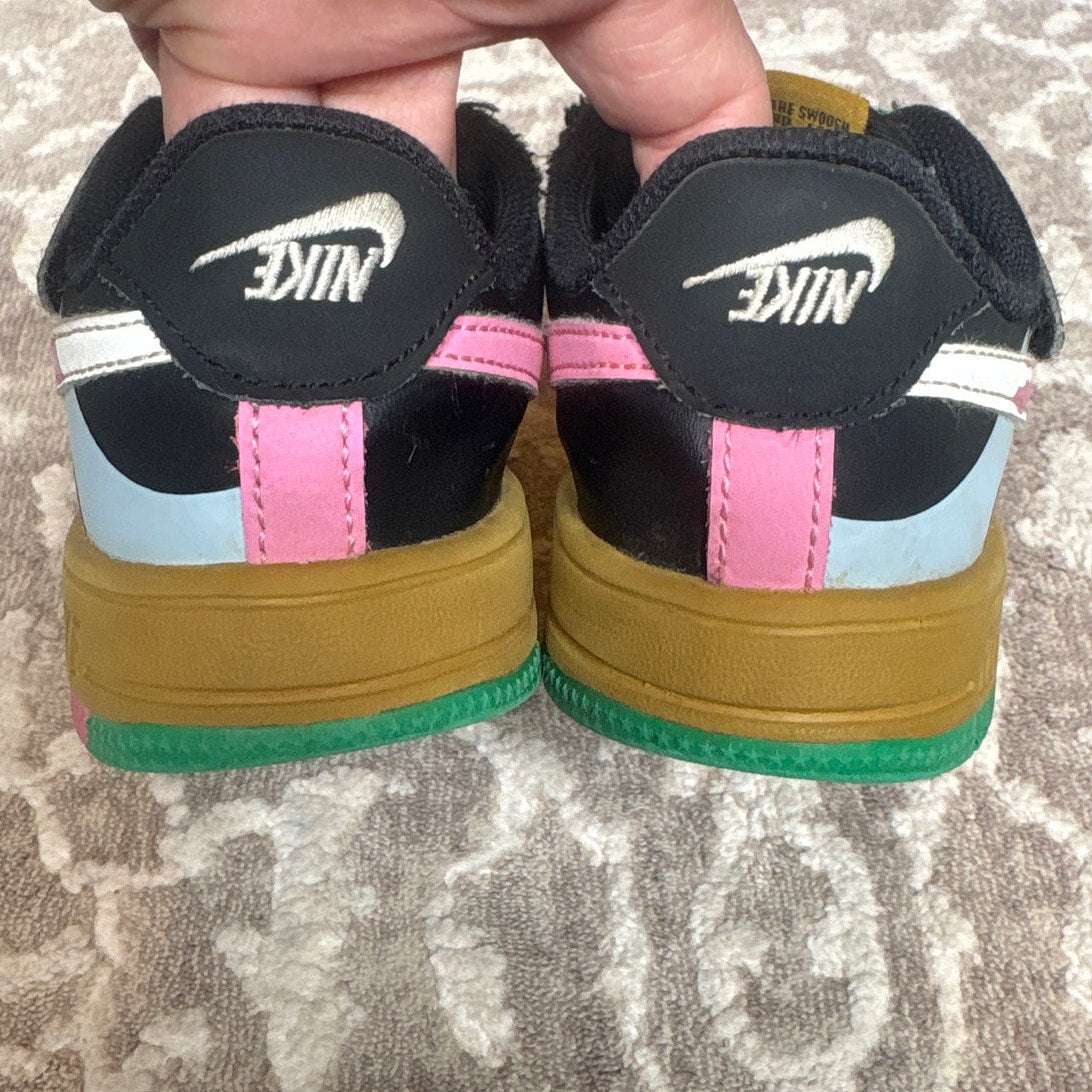 Nike Air Force 1 Low LV8 black color block easy on youth sneakers SIZE 12