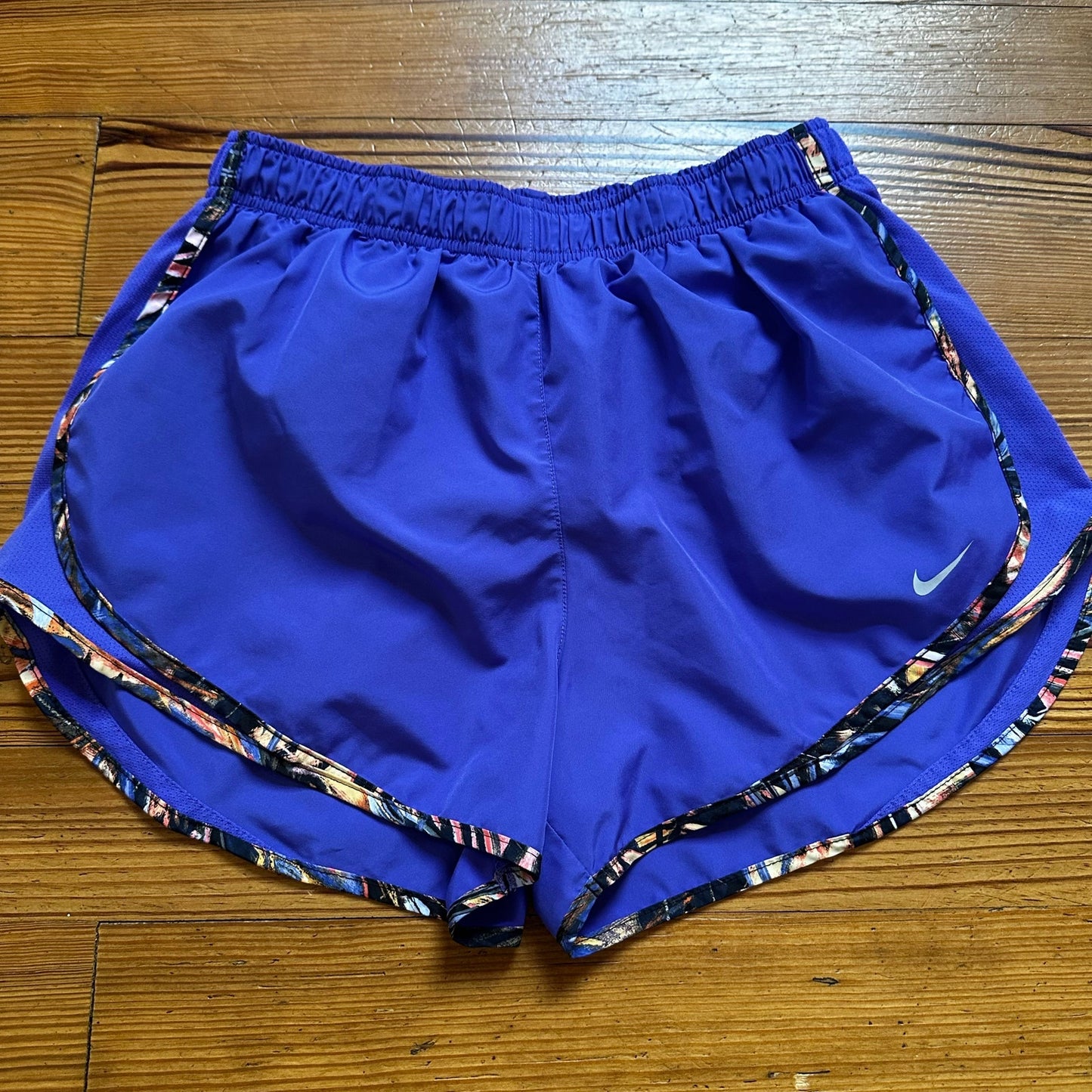 Nike Dri-Fit purple pattern trim lined running shorts SIZE L