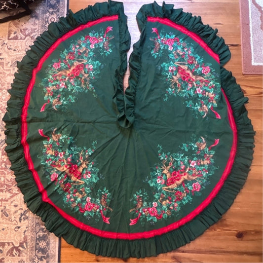 Vintage Christmas green ruffle reindeer floral tree skirt
