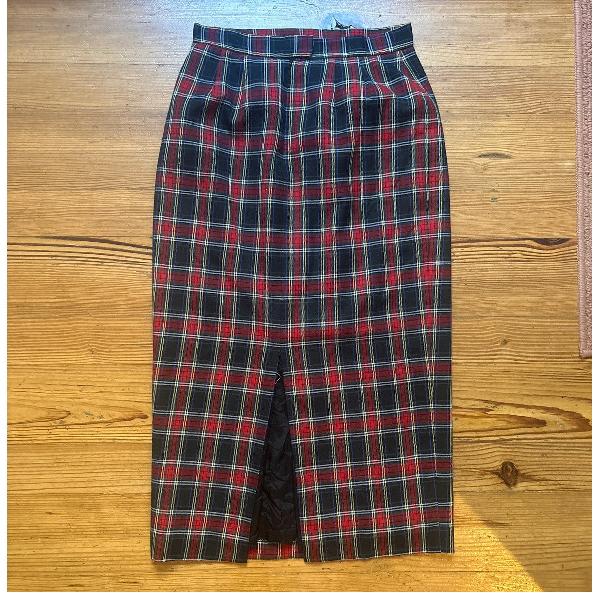 Harris/Wallace red black holiday Christmas plaid midi zip side skirt SIZE 12