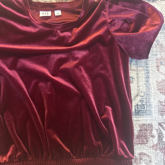 Gap dark red velvet puff short sleeve girls shirt SIZE S