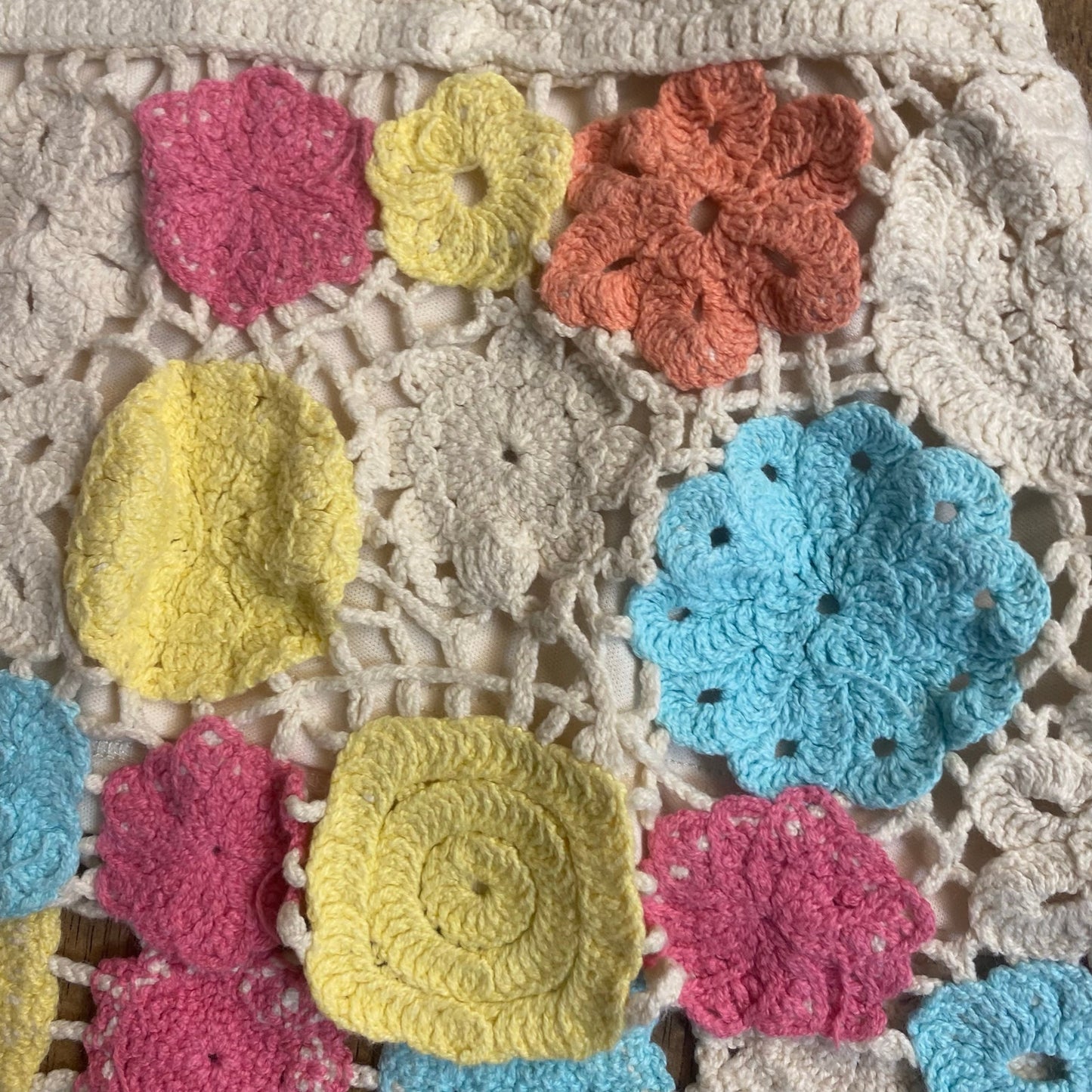 Rare Editions white floral pastel colorful crochet toddler tank SIZE 3T