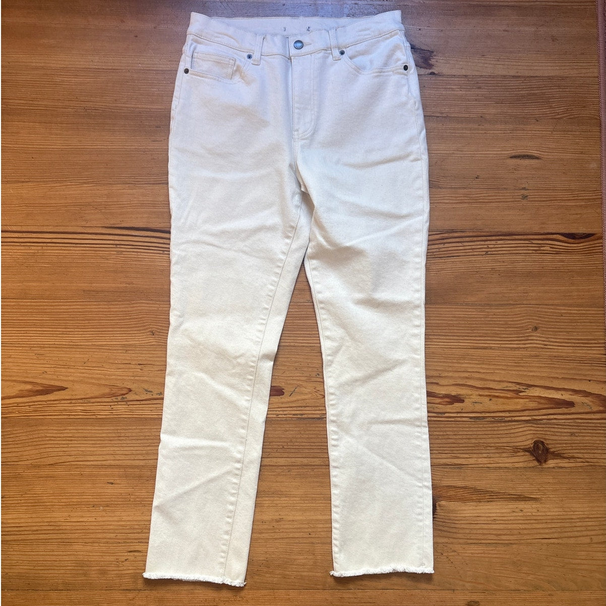 Oliver Logan ivory straight leg raw hem bottom jeans SIZE 29