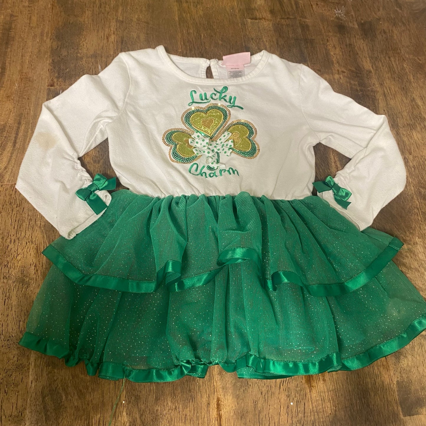 Little Lass St. Patrick's Day white green tutu lucky charm shirt SIZE 4T