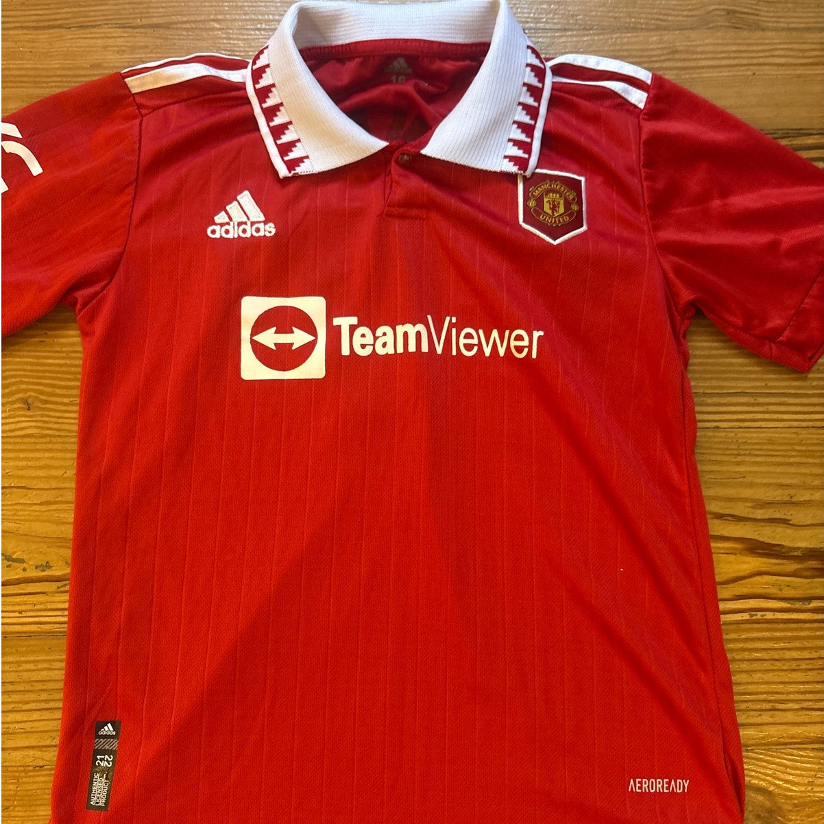 Adidas red white Manchester United Ronaldo home replica boys jersey SIZE 16